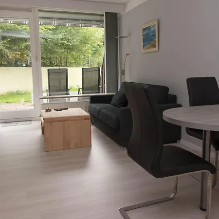 Untenlinks-kiel * Schilksee